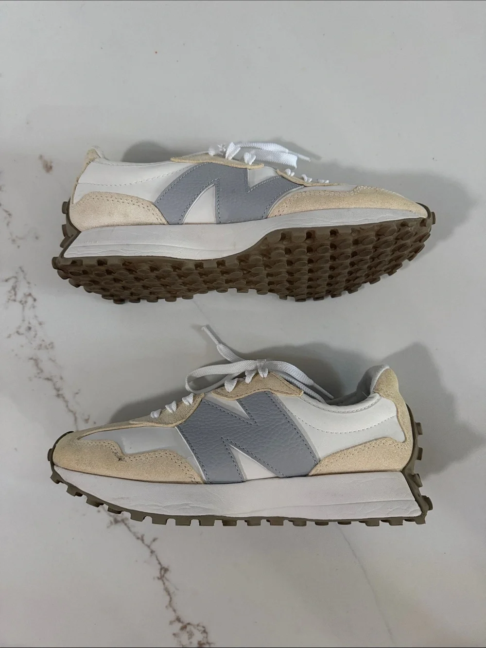 New Balance Women's White and Beige Retro-Style Sneakers